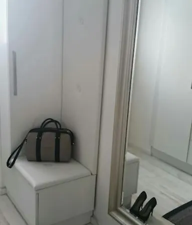 Apartment Littlewhiteintheheartofbudapest Budapest